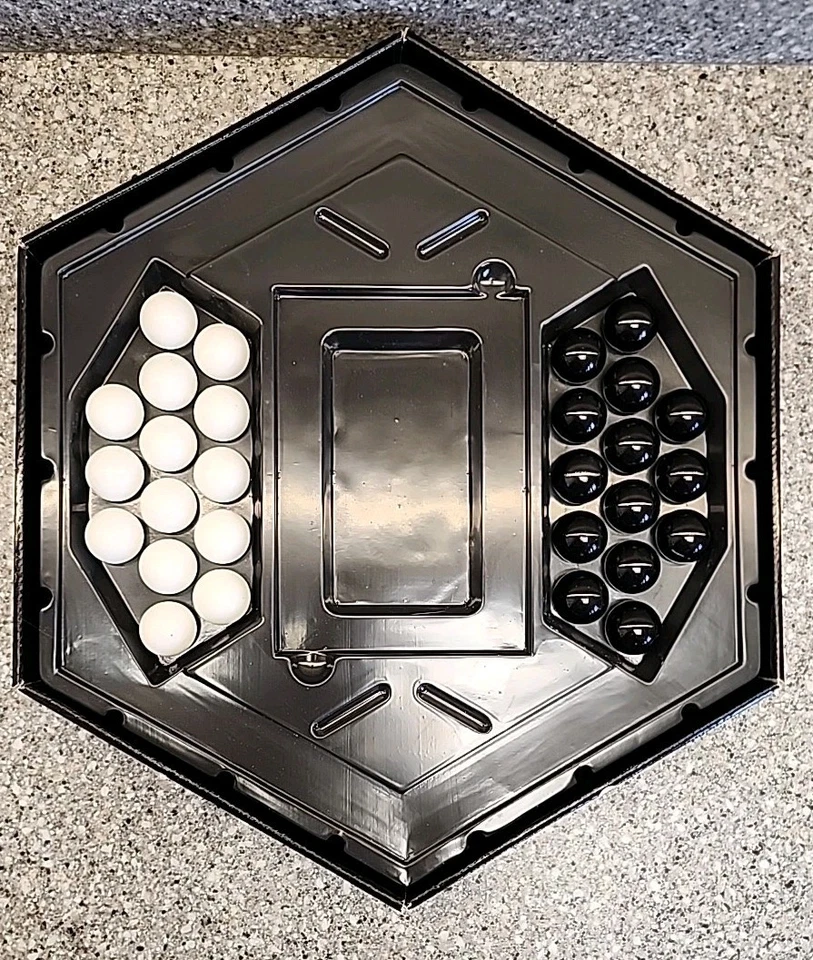 Abalone Board Game 7360 1990 Galoob Complete - Image 3 of 4