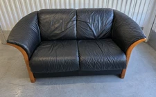 Ekornes Stressless ‘Manhattan’ Leather Loveseat Norway Living Room Furniture