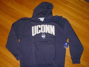 uconn pullover