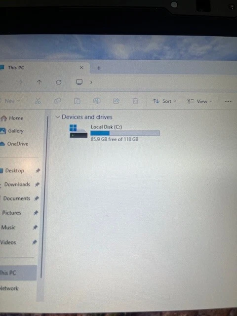 Dell LATITUDE Rugged Tablet 7202 12 Touch M-5Y71 CPU@1.4GHz/128GB SSD 8GB 2Batt. - Image 4 of 4