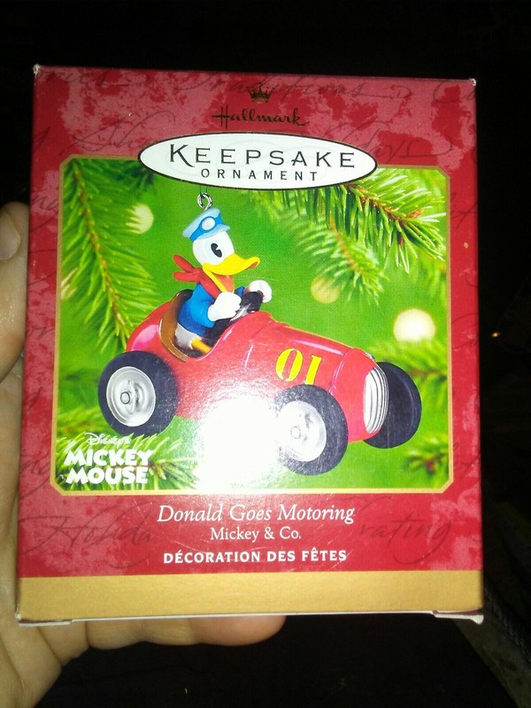 Hallmark Disney Donald Goes Motoring 2001 Race Car Christmas Keepsake Ornament