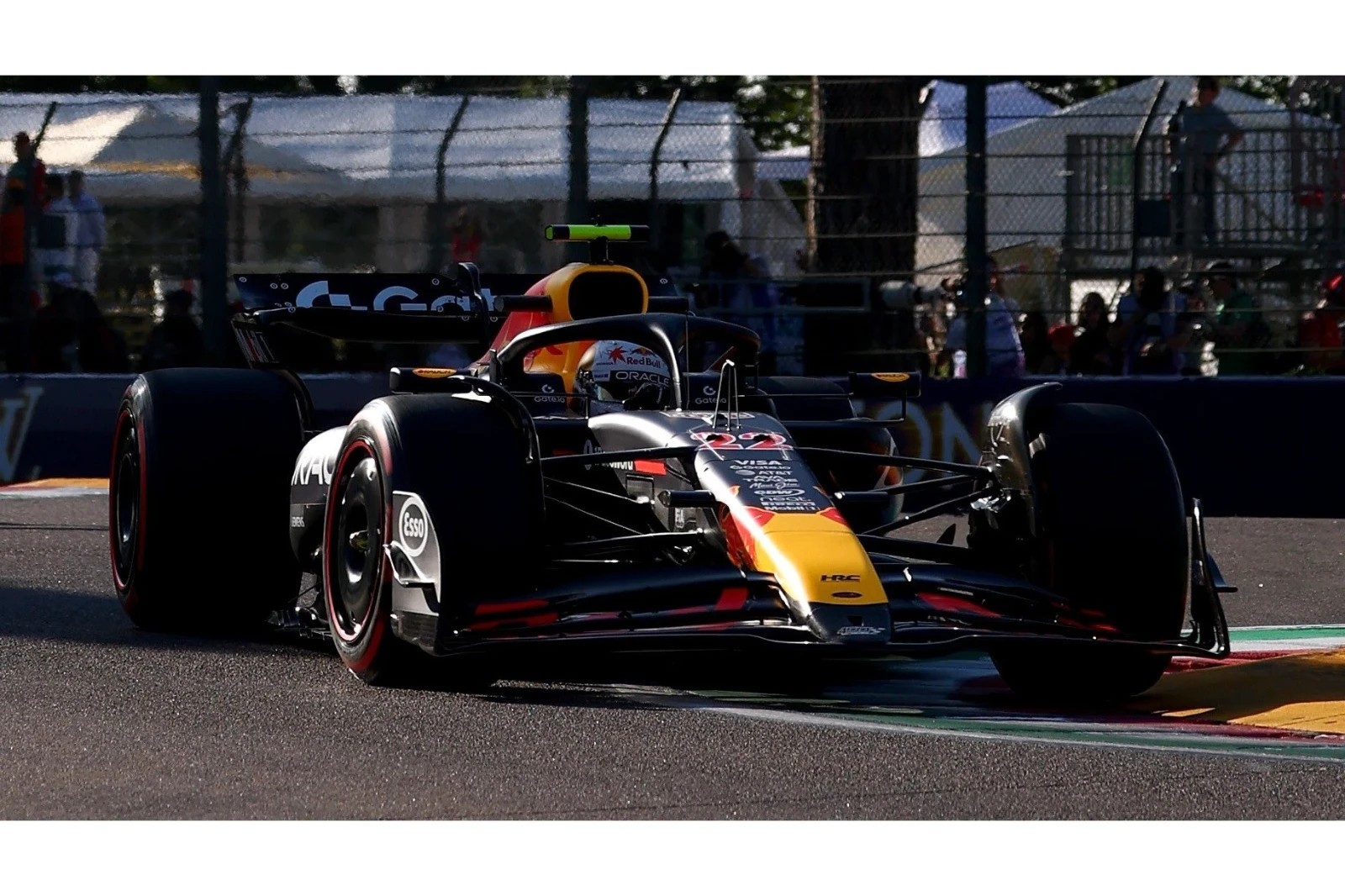 Spark RB21 F1 Tsunoda miniature 1/43 collection résine haut de gamme Red Bull