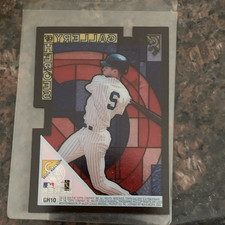 Topps 2000 Gallery of Heroes GH10 Derek Jeter New York Yankees Lot of 2