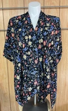 Women’s Short Sleeve Open Front Floral On Black Background Kimono Top One Size