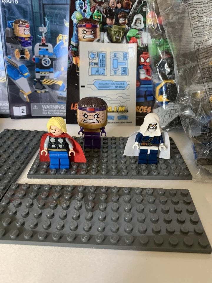 LEGO 76018 Marvel Hulk Lab Smash - Missing Hulk & Falcon - Bags 2 & 3 Sealed - Image 3 of 4