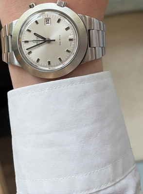 OMEGA Genève Herren Armbanduhr Edelstahl Silber Analog Datumsanzeige Rund