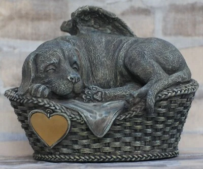 Hunde Urne grau als Hunde-Engelfigur und Gravurplatte, Tierurne - Bild 1 von 2