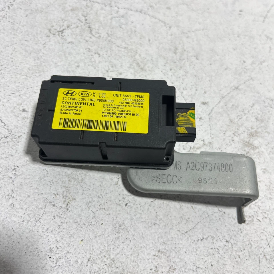 Kia Rio 2018-2023 OEM TPMS monitor de presión de neumáticos sensores módulo de control computadora Foto 2 de 4