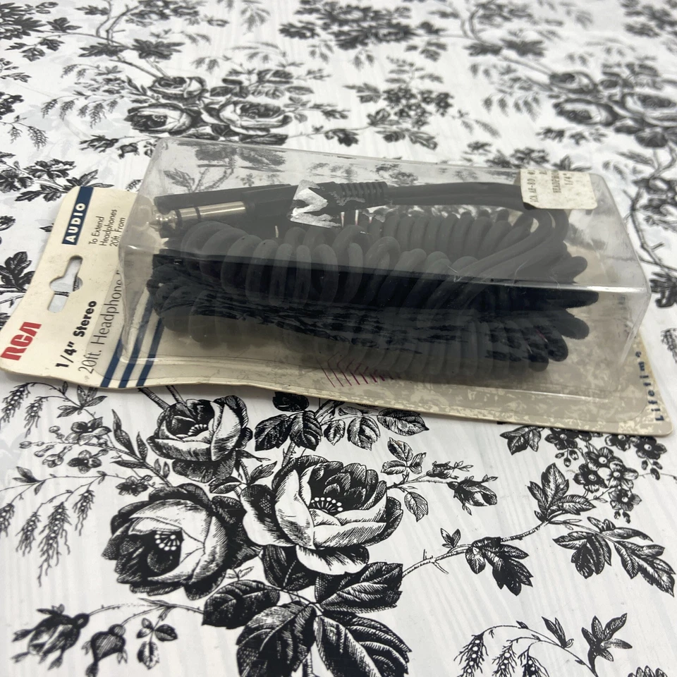 Cable de extensión de auriculares estéreo RCA AH80 - 20 pies 1/4" AH80 - stock antiguo sin abrir Foto 3 de 4