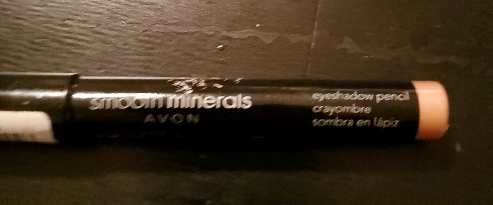 AVON Smooth Minerals Eye Shadow Pencil SAND DUNE Sealed Eyeshadow (RARE) - Image 2 of 4