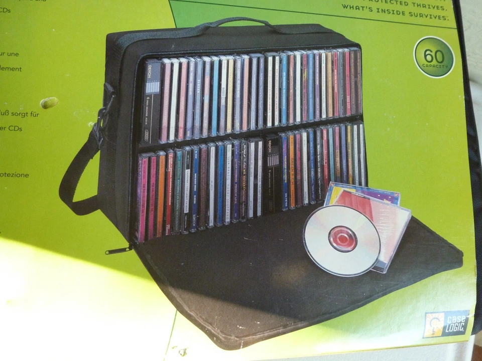 Vtg Y2k Case Logic 60 CD Case Black Storage Carrying Bag W/Strap Padded NEW 2004 - Image 4 of 4