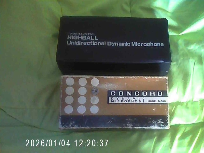 REALISTIC Highball Unidirectional Dynamic Microphone 33-984B & Concord D-580