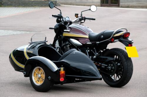 Kawasaki Z900 with Watsonian Prescott Sidecar - Picture 4 of 8