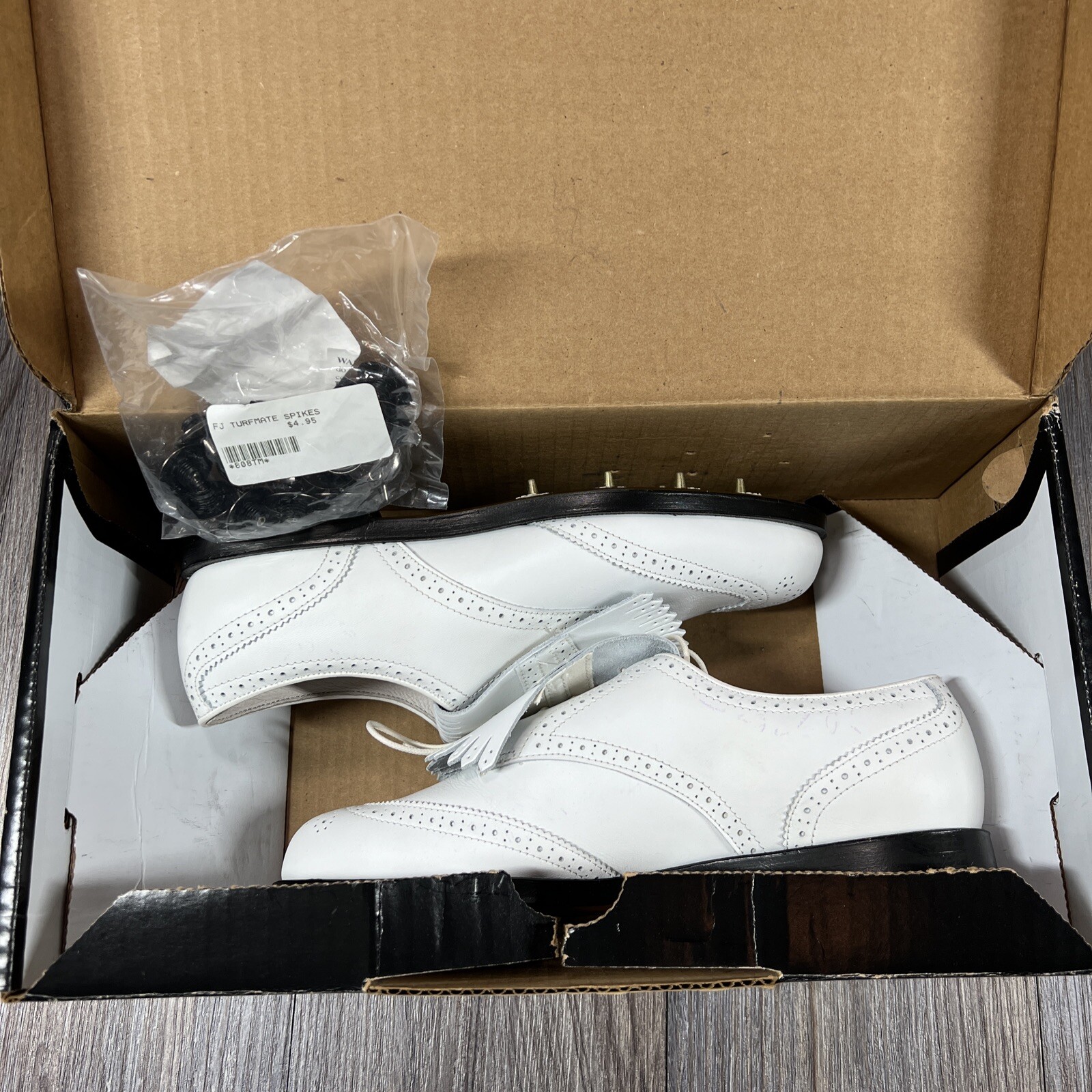 Vintage Etonic Dri-Tech Gore-Tex Classic Women 7.5 White Steel Spike Golf Shoes 