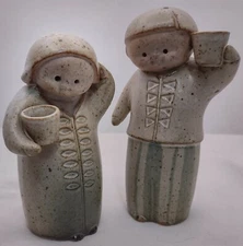 Super Cute Folk Art Stone Ware Salt & Pepper Shakers - Pours from Eyes! Japan
