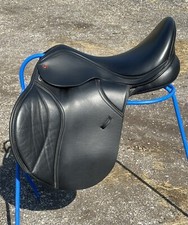 Thorowgood T8 Compact GP Saddle 17.5” with changeable gullet