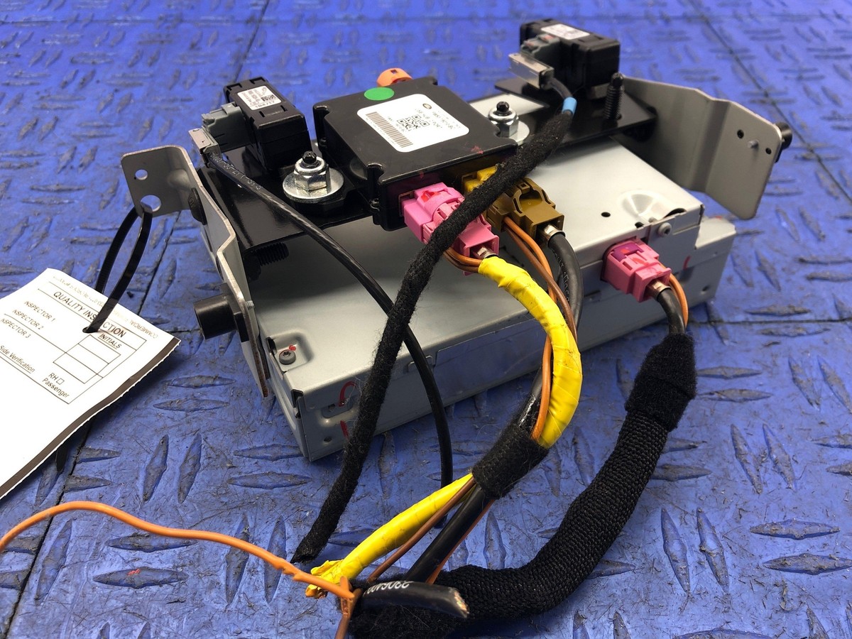 ジャガー　XF DVDプレーヤー　FW93-11B608-AD ジャガー XF DVDプレーヤー FW93-11B608-AD ジャガー XF DVDプレーヤー