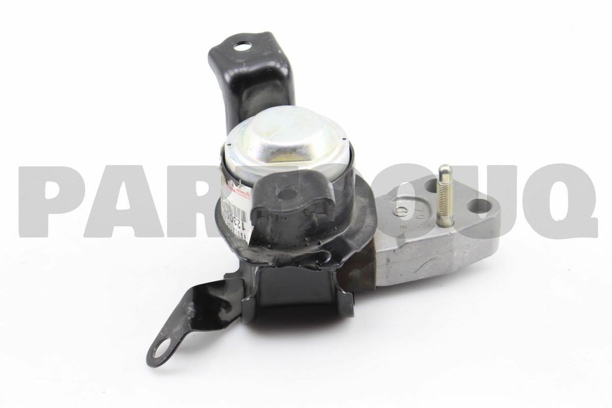 1230521130 Genuine Toyota INSULATOR SUB-ASSY, ENGINE