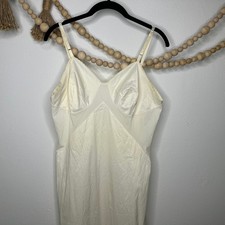 Vintage Vanity Fair Dress Underwear Layer Slip Dress 36 / Medium