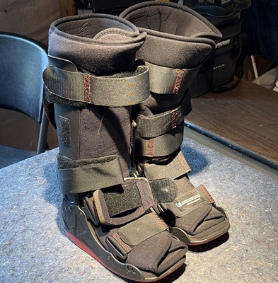 Adjustable Orthopedic Walking Boot Immobilizer, Size L, Black/Red Foot Ankle