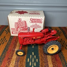 Massey Harris Model 44 Special Wide Front Tractor Canadian 1991 1:16