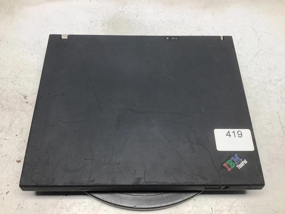 IBM ThinkPad T41 Intel Pentium M 1,6 GHz 512 MB SIN DISCO DURO Foto 2 de 4