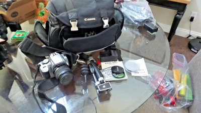 CANON EOS REBEL XTI WORKING DIGITAL SLR CAMERA KIT 18-55 LENS 10.1 MEGAPIXELS