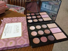 Laura Geller The Wearables PURELY NATURAL 9 SHADOWS/2 BLUSHES/1 HIGHLIGHTER NIB!