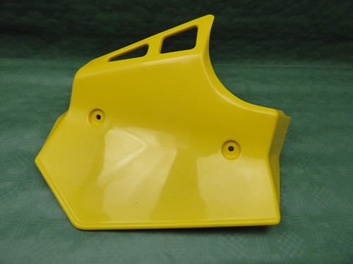 Cooler Cover Shroud 1984 1985 Suzuki RM 125 250 17762-14600 - Picture 3 of 5