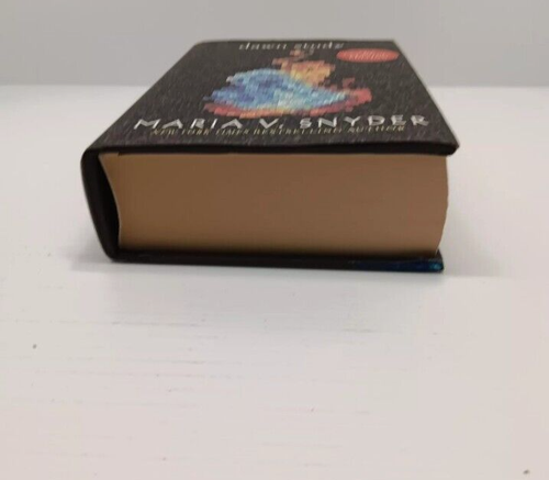 Dawn Study Fan Story Special Edition Hardcover First Australian Edition 2017 - Picture 6 of 13