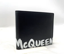 AUTH NWT Alexander McQueen Men’s Graffiti Logo Leather Bifold Wallet In Black