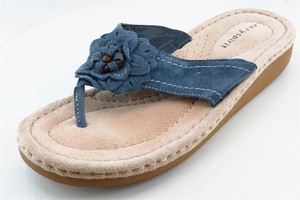 easy spirit flip flops