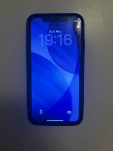 Apple iPhone 11, Schwarz, ohne Simlock 128 Gb
