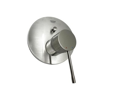 Wandmontierte Einhebel-Badewannen- und Duscharmatur Grohe 24058DC1