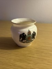 antique W.H. Goss crested china, featuring the coat of arms for Kibworth