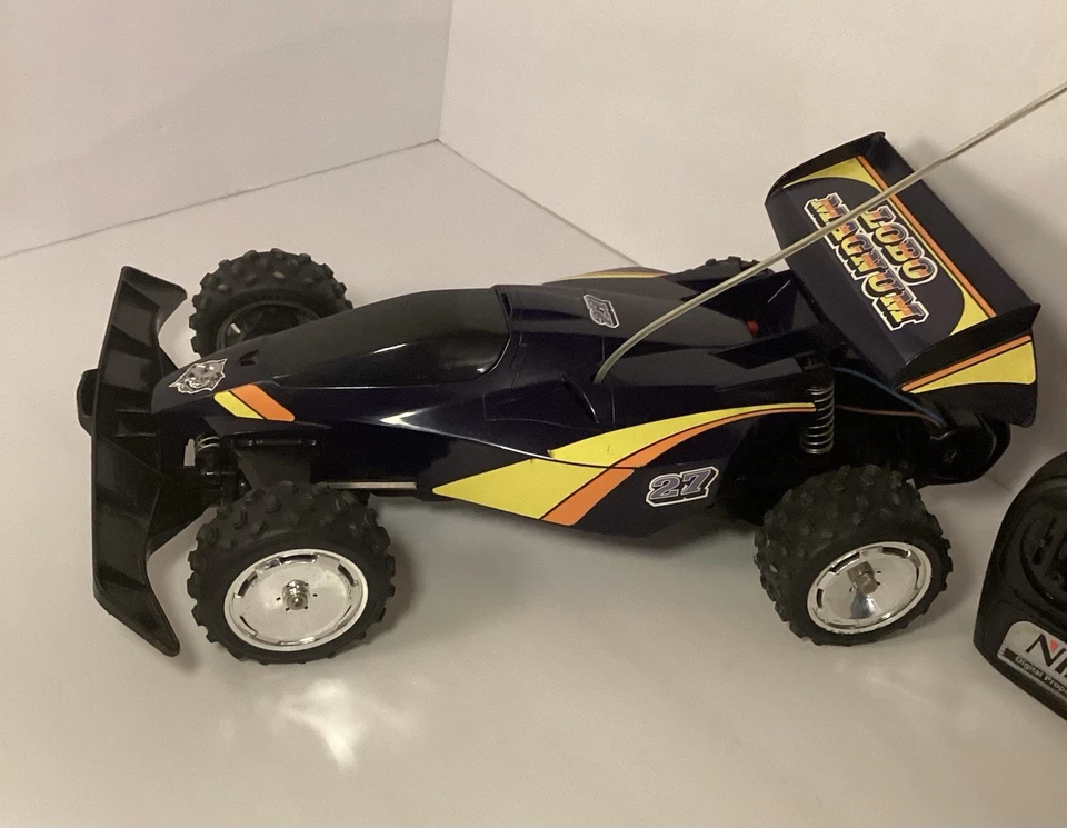 RARE NIKKO ROBO MAGNUM 4x4 RC BUGGY #27 WITH REMOTE EXCELLENT COND! NOT TESTED! - Image 3 of 4