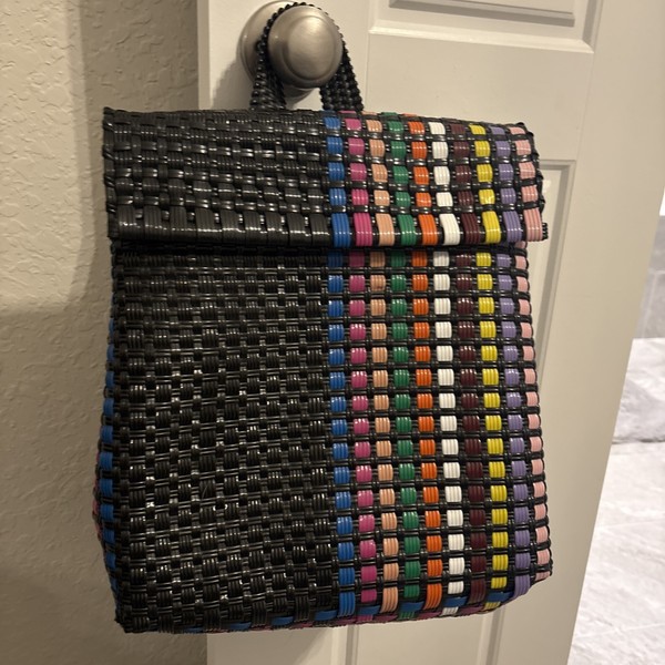 MOCHILA María Victoria Artesanal en México. Multicolor! Hermoso!