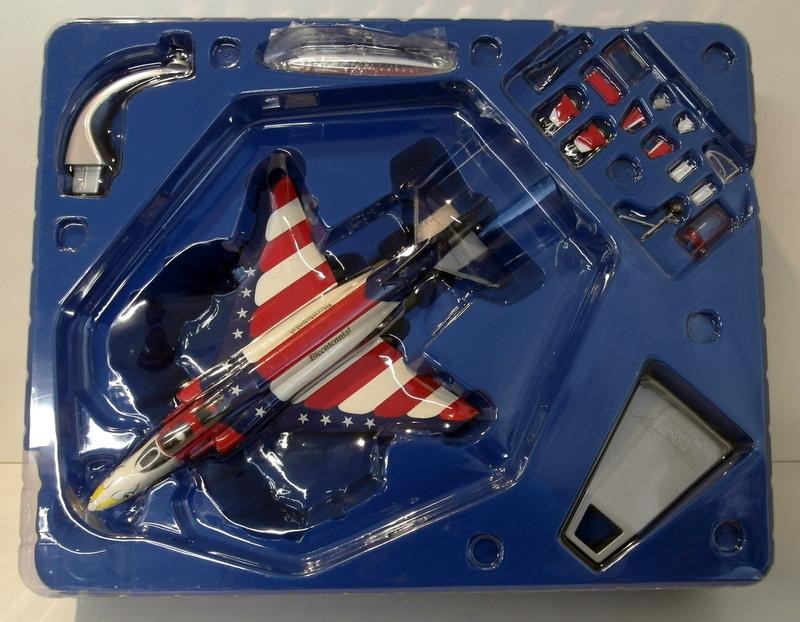 洋書 American Flight Jackets,Airmen &Aircraft USAF Flight Jacket MA-1 1964 Vietnam. – Le Zouave Shop