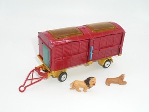 Corgi Chipperfields Circus for sale | eBay