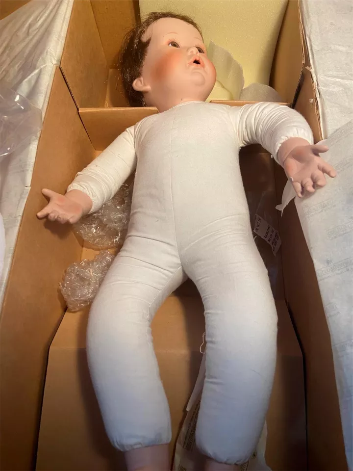 Ashton Drake Doll Nicholas The Winter Baby Porcelain Joan Ibarolle Artist In Box - Image 3 of 4