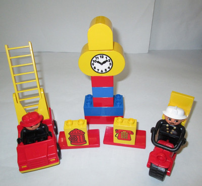 Lego DUPLO #1635~FIRE DISPATCH~1991~18 pieces + bonus piece~Gently Used~Complete