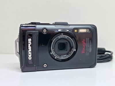 Olympus TG-2 Tough Outdoor Unterwasserkamera Schwarz Kompakt  BLITZBEREIT 