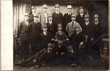 Postcard RPPC 1909 Soldiers Farewell Vienna Austria D134