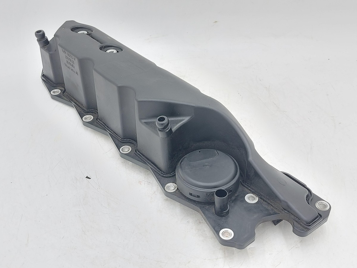 09-15 Volvo XC70 3.0L Turbo Engine Motor Valve Cover