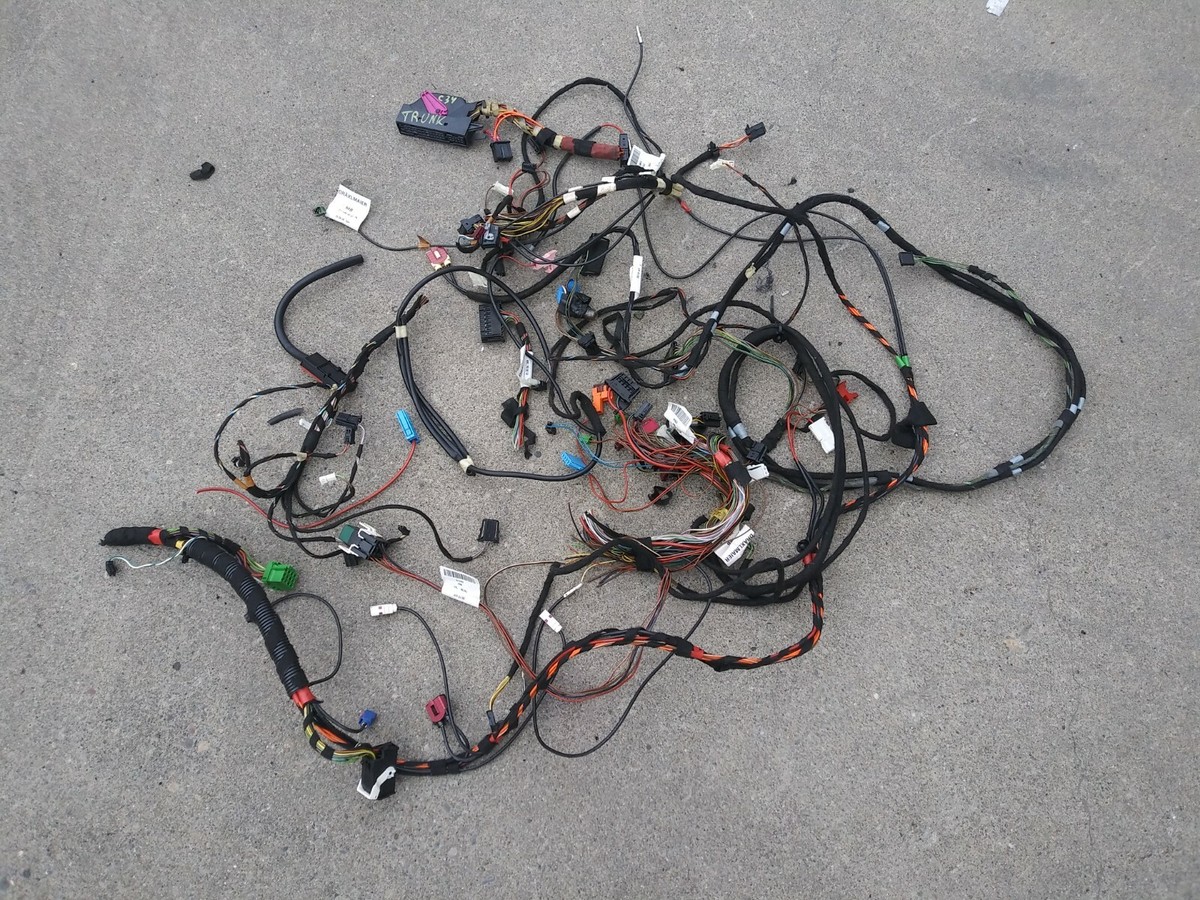 2010 MERCEDES CLS 550 W219 TRUNK INSIDE WIRING HARNESS 2115404106  