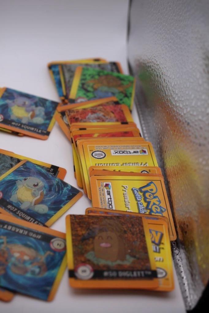 Pokemon Artbox Action Flipz 3D Cards Nintendo 1999 Premier Edition mega lot - Picture 3 of 3