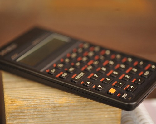 Hewlett Packard HP 42S RPN Scientific Calculator with Owner's Manual Box Extras - Picture 11 of 20
