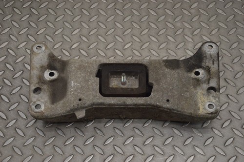 BMW F13 Getriebehalterung 6777613 640d 2012 Rechtslenker 21202892