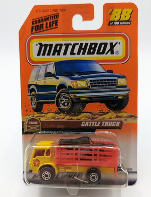 Matchbox 1999 Yellow &amp; Red Farm Cattle Truck - Target Beef With Cows #88 Vintage