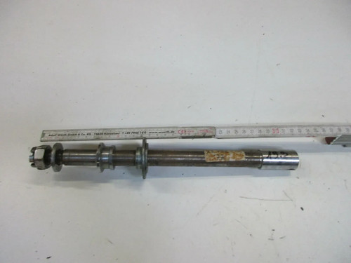 O. Yamaha XS 750 Typ 1 T 5 Steckachse hinten Achse Hinterrad Felge 20 mm